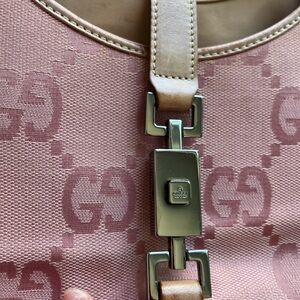 Gucci Jackie Piston Lock Bardot Jackie Pink and Beige logo Bag